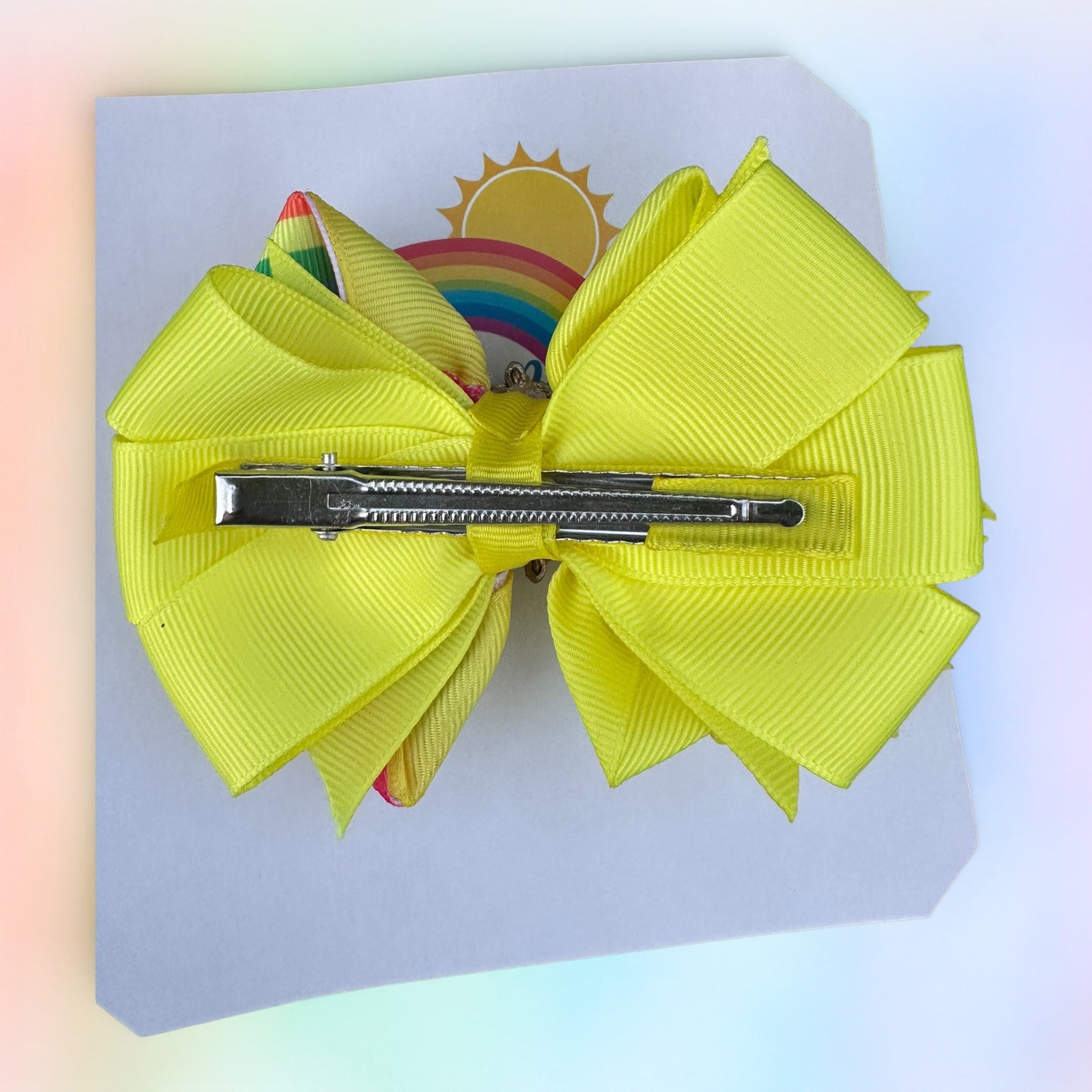 Pétalos and Sunshine Bow